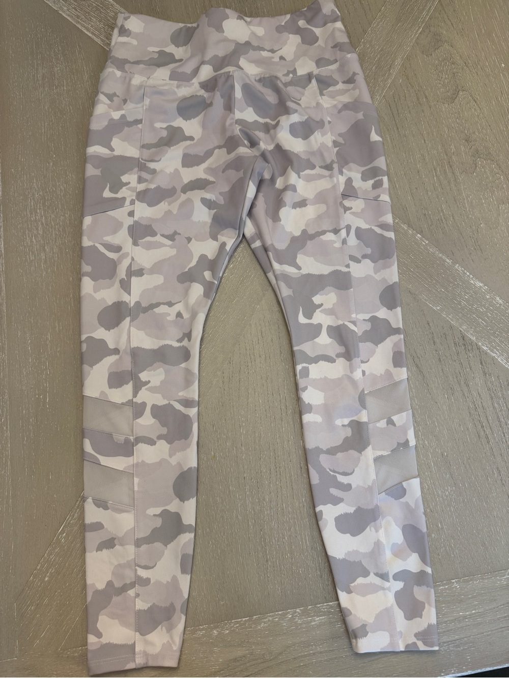 Women's Gray Camouflage High-Rise Leggings